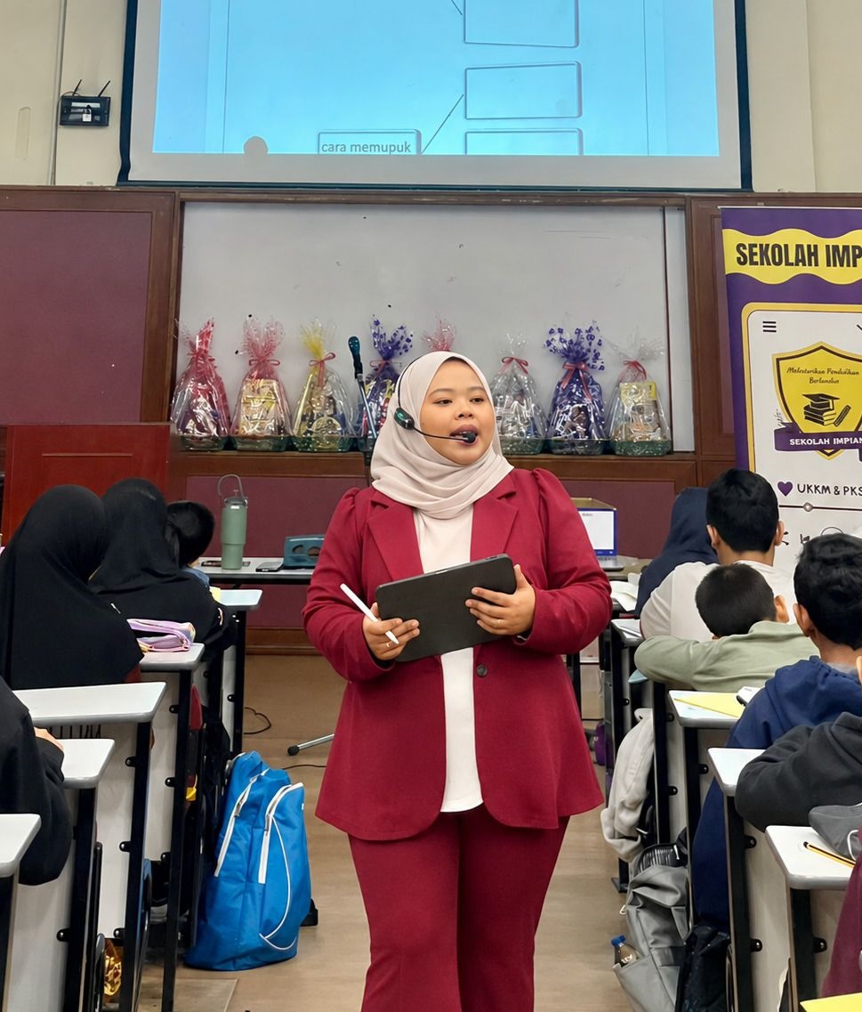 Cikgu Fara